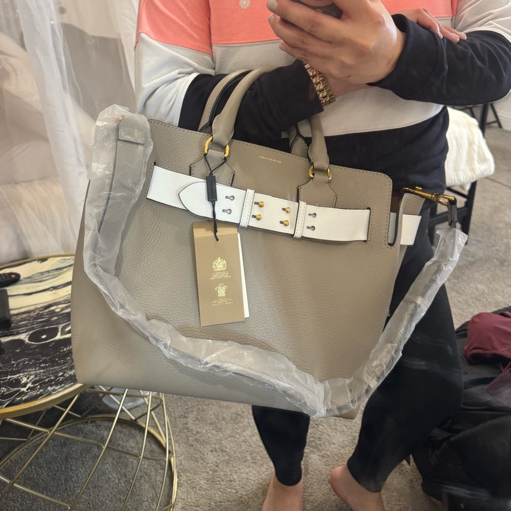 NEW Burberry Belt Bag L36 - Picture 7 of 7